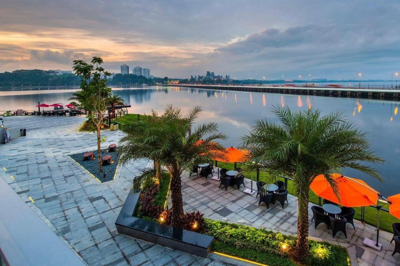 Appartamento SaffronCasa JB Johor Bahru Esterno foto